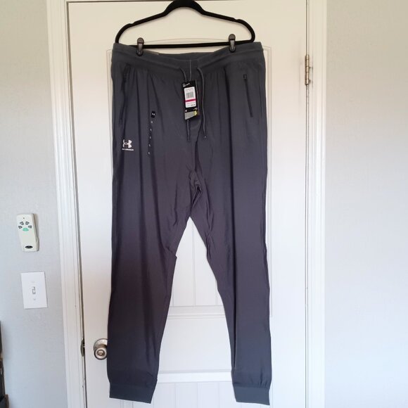 NWT Under Armour gray water-repellant joggers 3XL - Picture 1 of 4